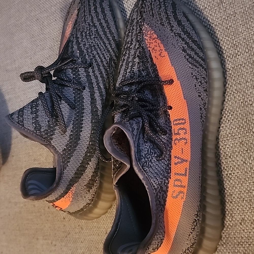 Adidas Yeezy 350 size 10 mens